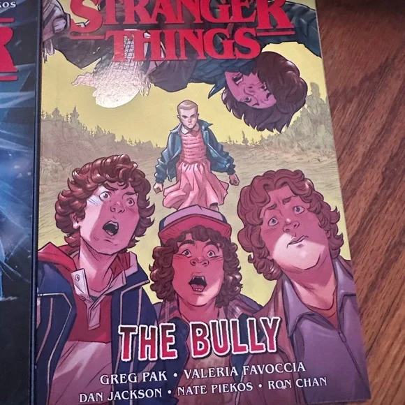 Stranger Things Book Set - Picture 3 of 4